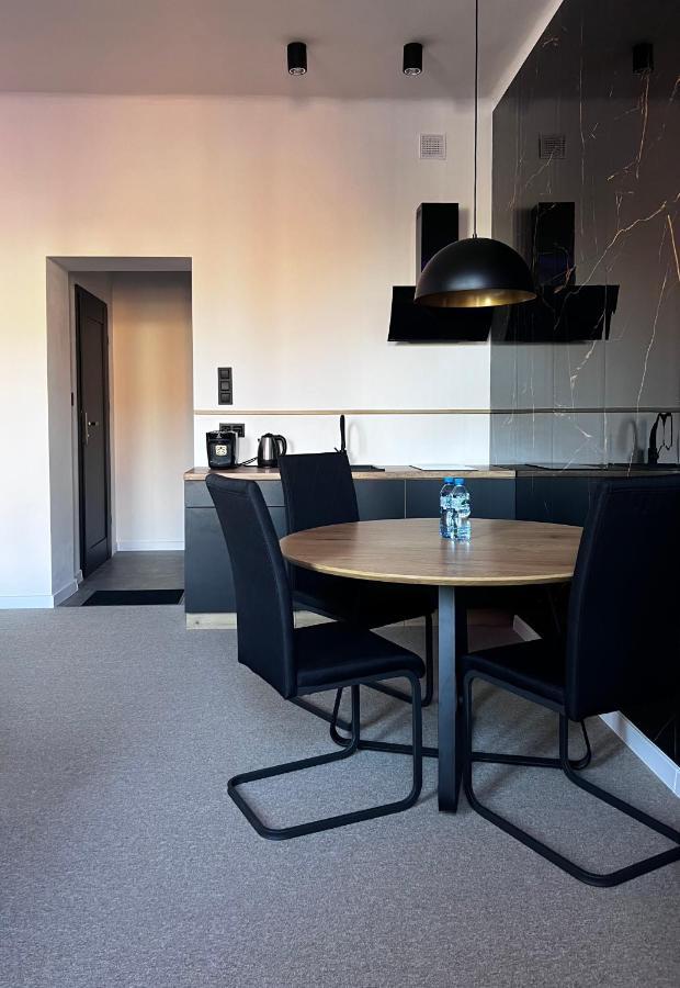 Gamler Apartments By Letrent Zyrardow Εξωτερικό φωτογραφία